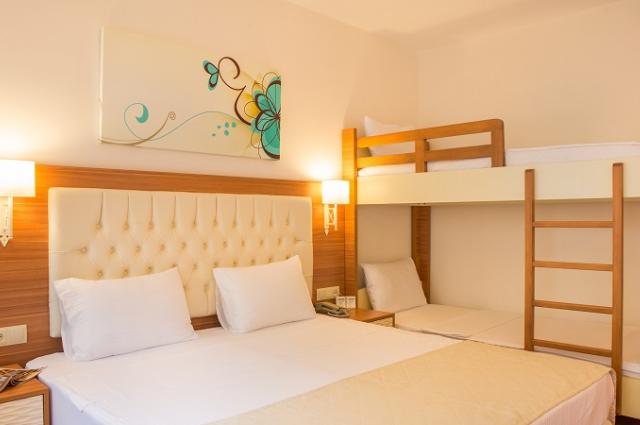 Suncity Hotel & Beach Club