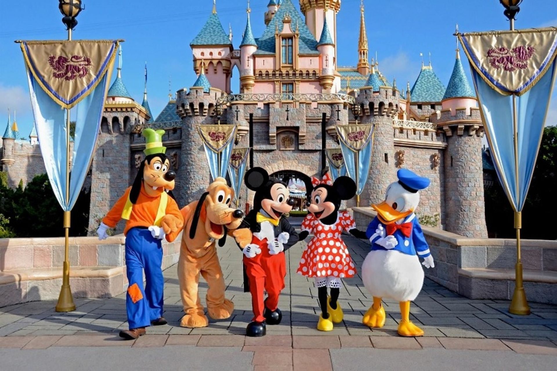 Ankara’dan Direkt Sefer İle Yılbaşı Dolu Dolu Paris & Disneyland Turu Rotası